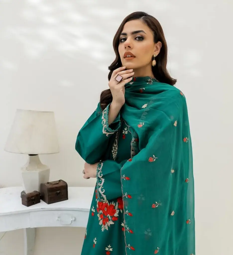 GJ-01 Gull Jee Luxury Embroidered Lawn Unstitched - Image 7