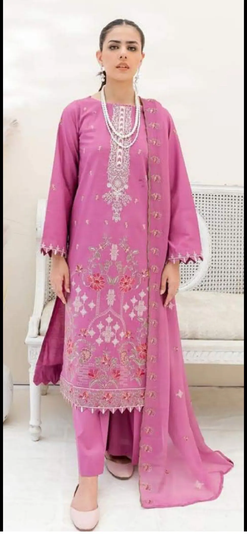 GJ-10 Gull Jee Luxury Embroidered Lawn Unstitched - Image 9