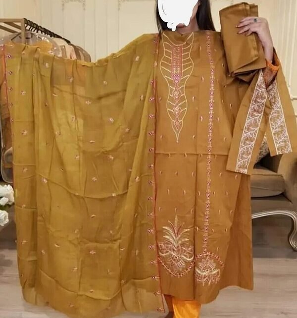 GJ-04 Gull Jee Luxury Embroidered Lawn Unstitched - Image 3