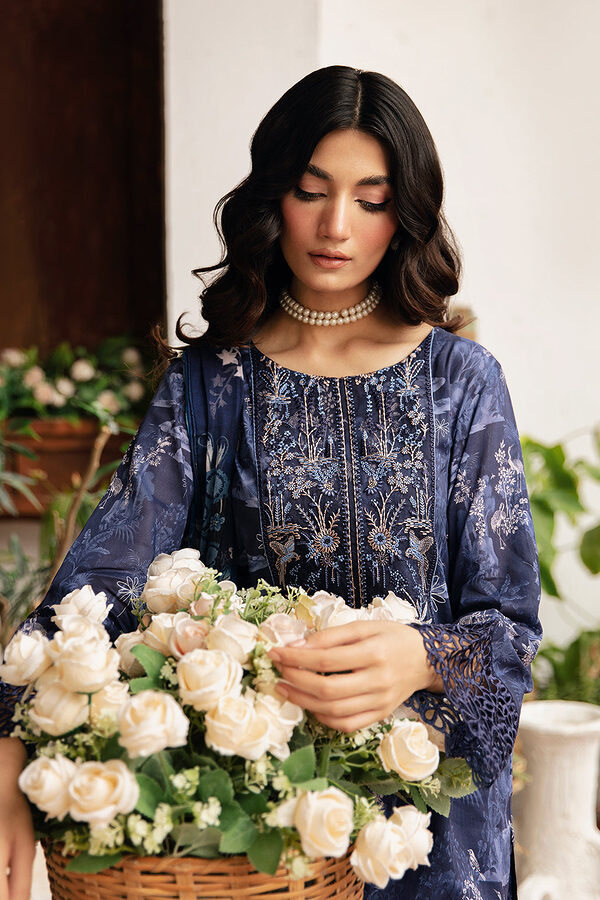 N-404 Ramsha Rangrez Luxury Lawn unstitched - Image 4