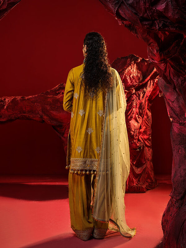 Salitex Jihaan Luxury Embroidered suit Unstitched 3pc - Image 2