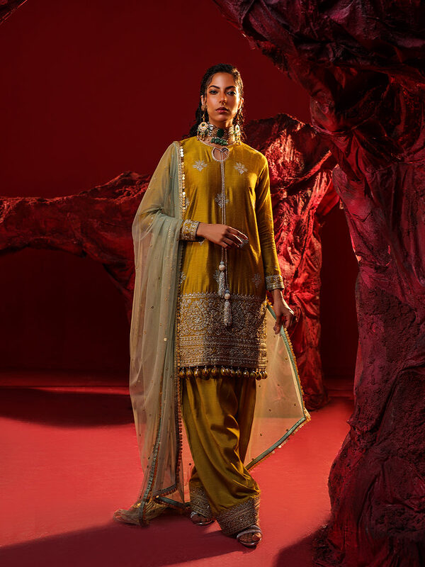 Salitex Jihaan Luxury Embroidered suit Unstitched 3pc - Image 5