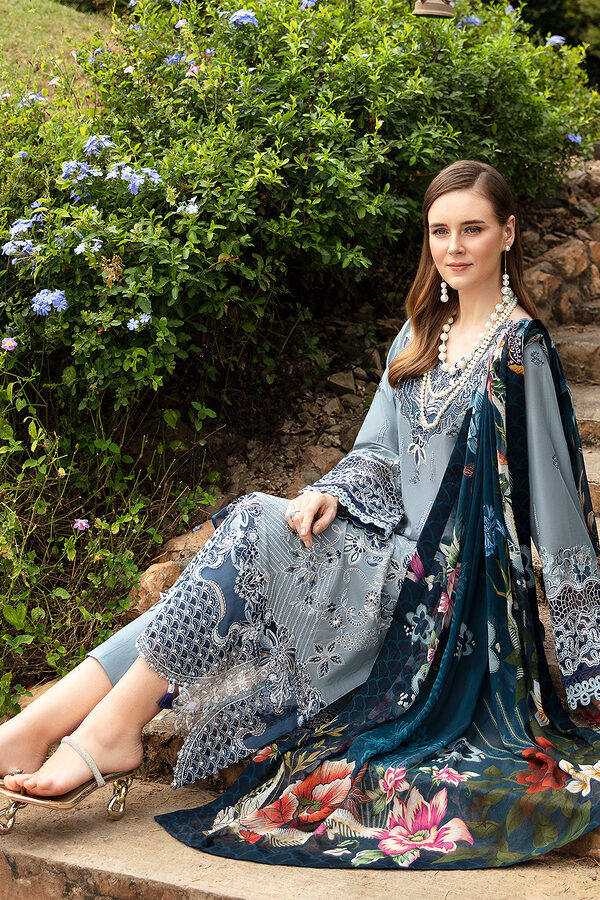 Ramsha Andaaz Luxury Lawn Collection Vol 8 -Z-809 - Image 4