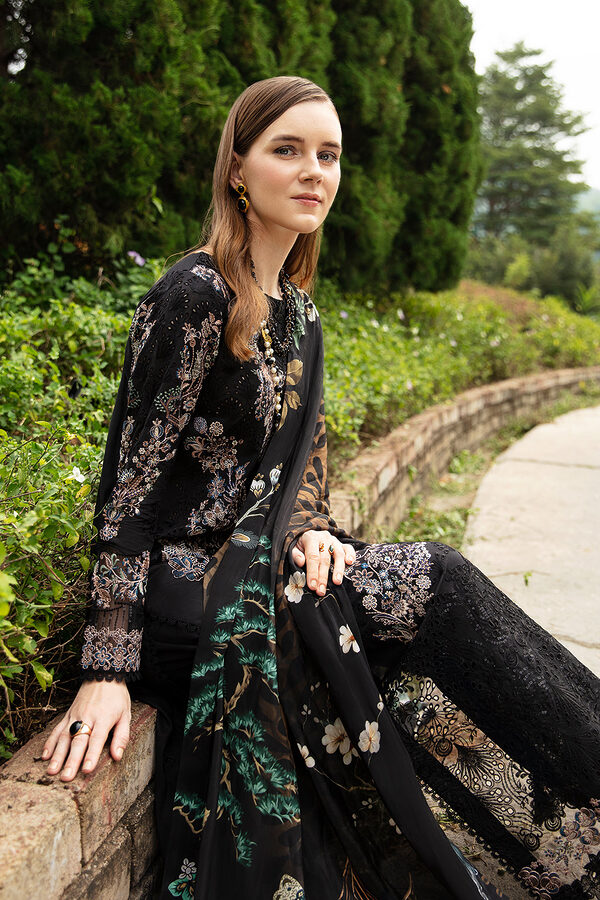 Ramsha Andaaz Luxury Lawn Collection Vol 8 - Z-801 - Image 8