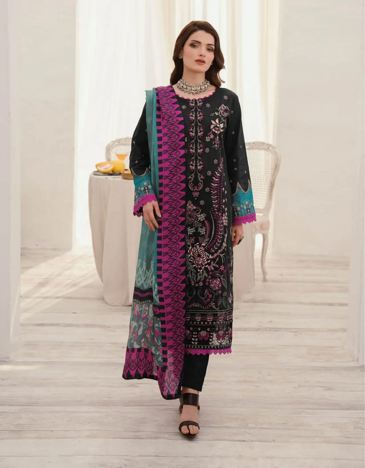 Ramsha Mashaal Luxury Lawn Collection Vol 10 2024 - L 1008 - Image 6