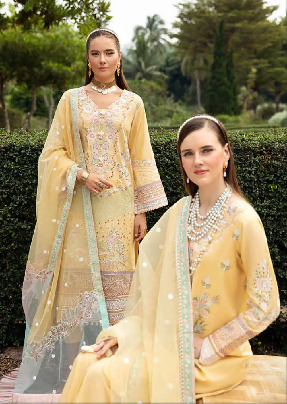 Ramsha Andaaz Luxury Lawn Collection Vol 8 -Z-806 - Image 3