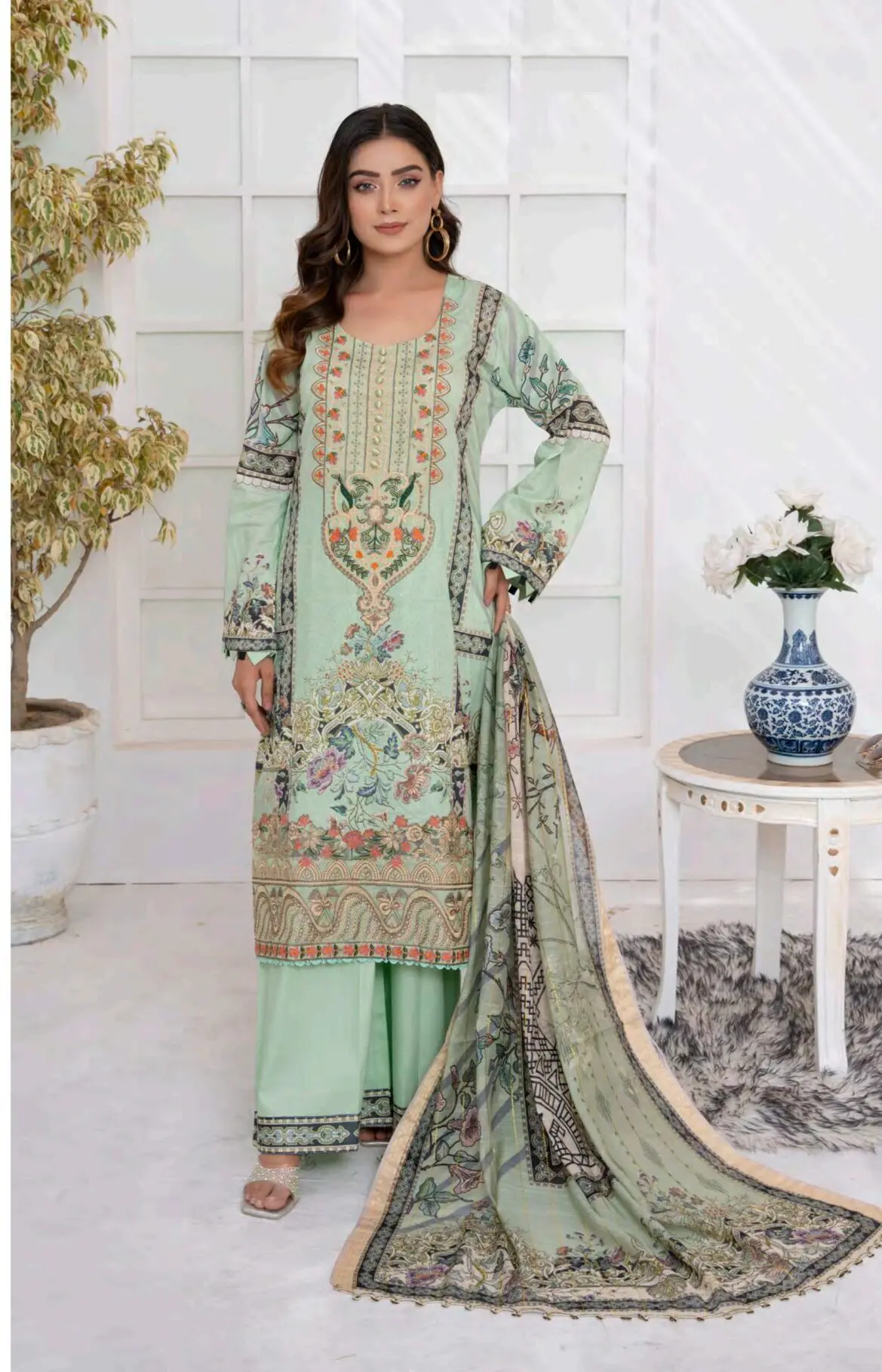 Soni Dresses Luxury Embroidered Lawn Readymade Vol SD44-D4