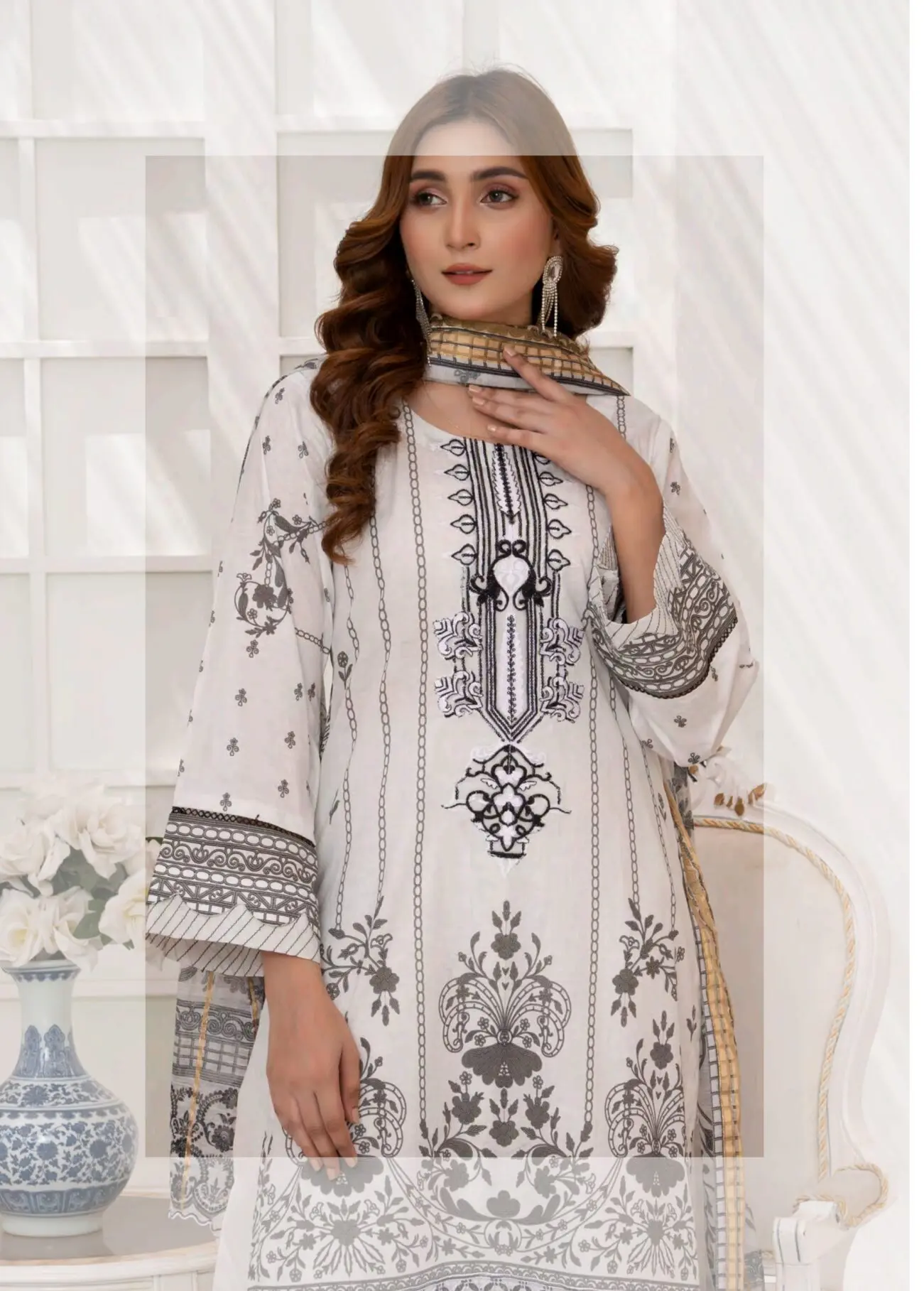 Soni Dresses Luxury Embroidered Lawn Readymade Vol SD44-D1 - Image 4