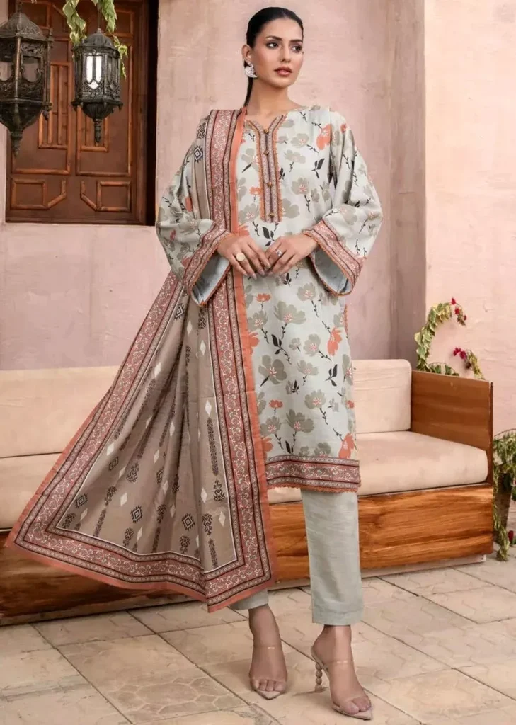 Zesh khaddar winter D15