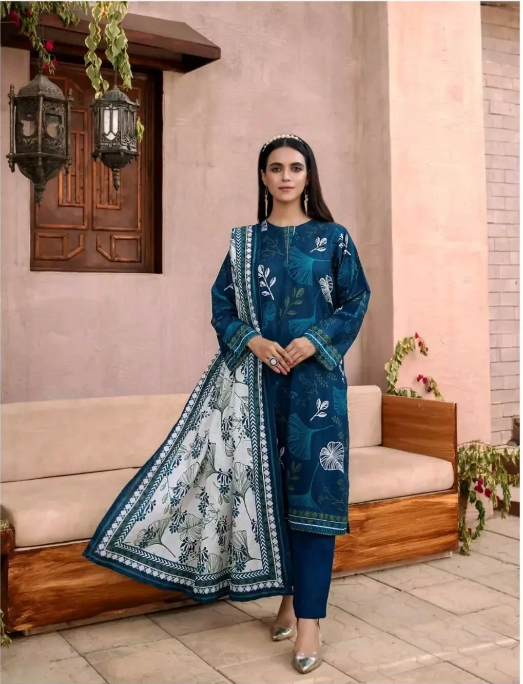 Zesh khaddar winter D16