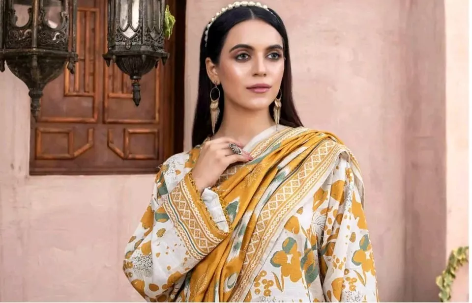 Zesh Printed Khaddar Winter Collection Unstitched D2 - Image 5