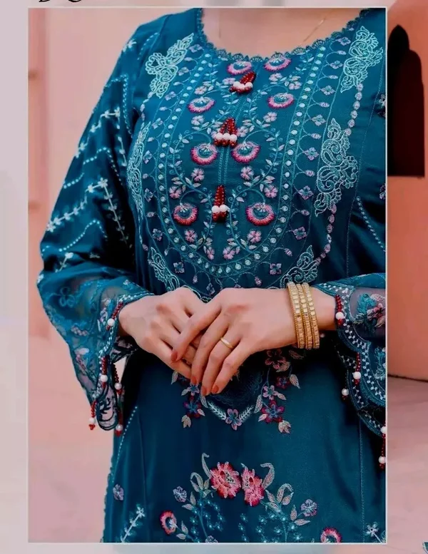 Luxury Embroidered Dhanak UB-D5 e