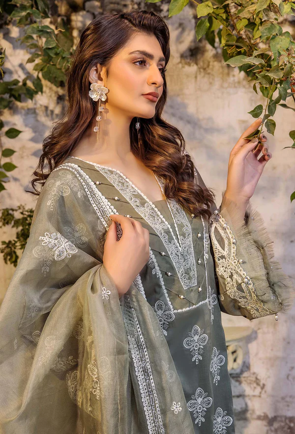 Adans Libas CHIKANKARI 4772 c