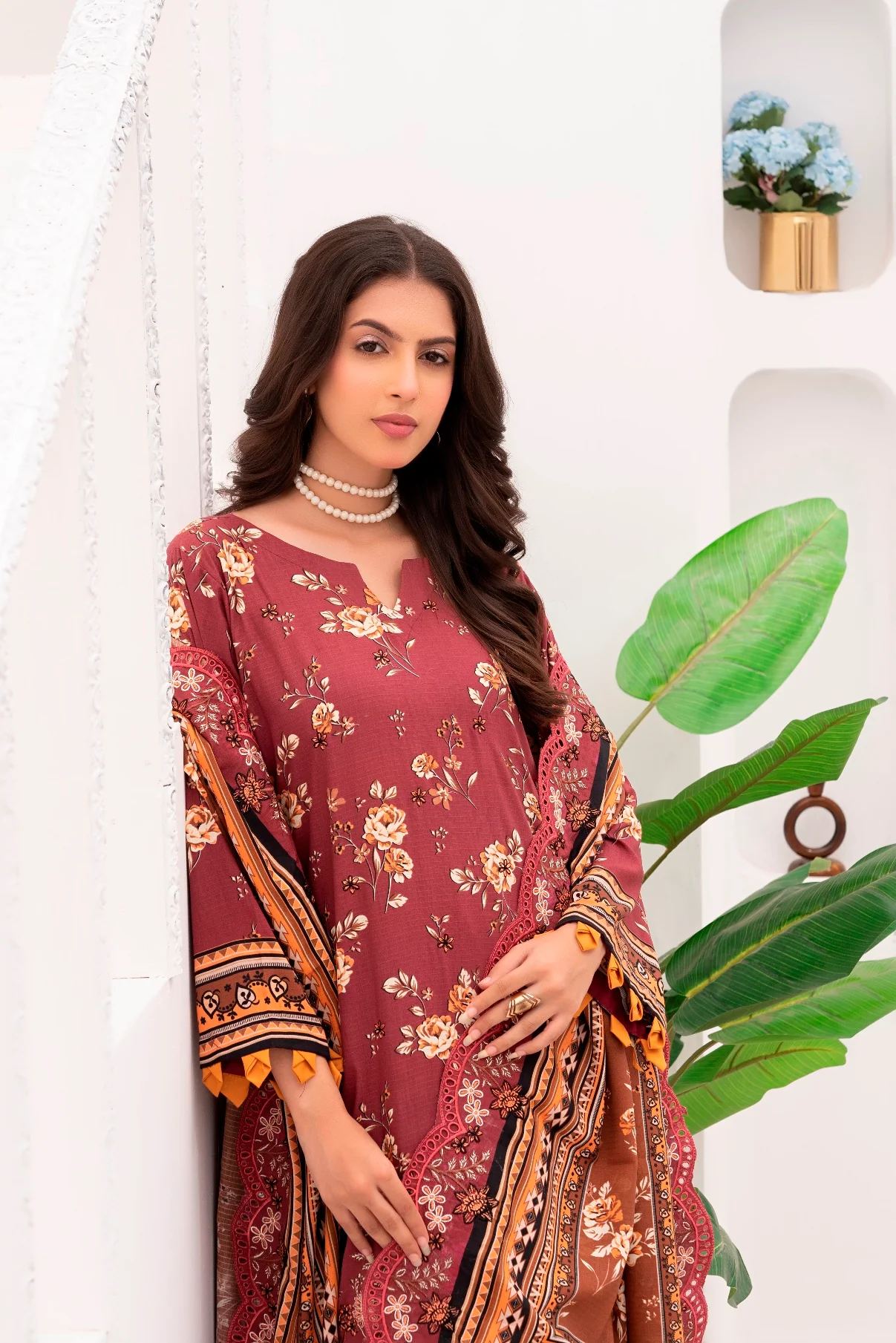 Lamisah Bin Naeem Staple Bana Dora Royal Embroidery D-04 - Image 3