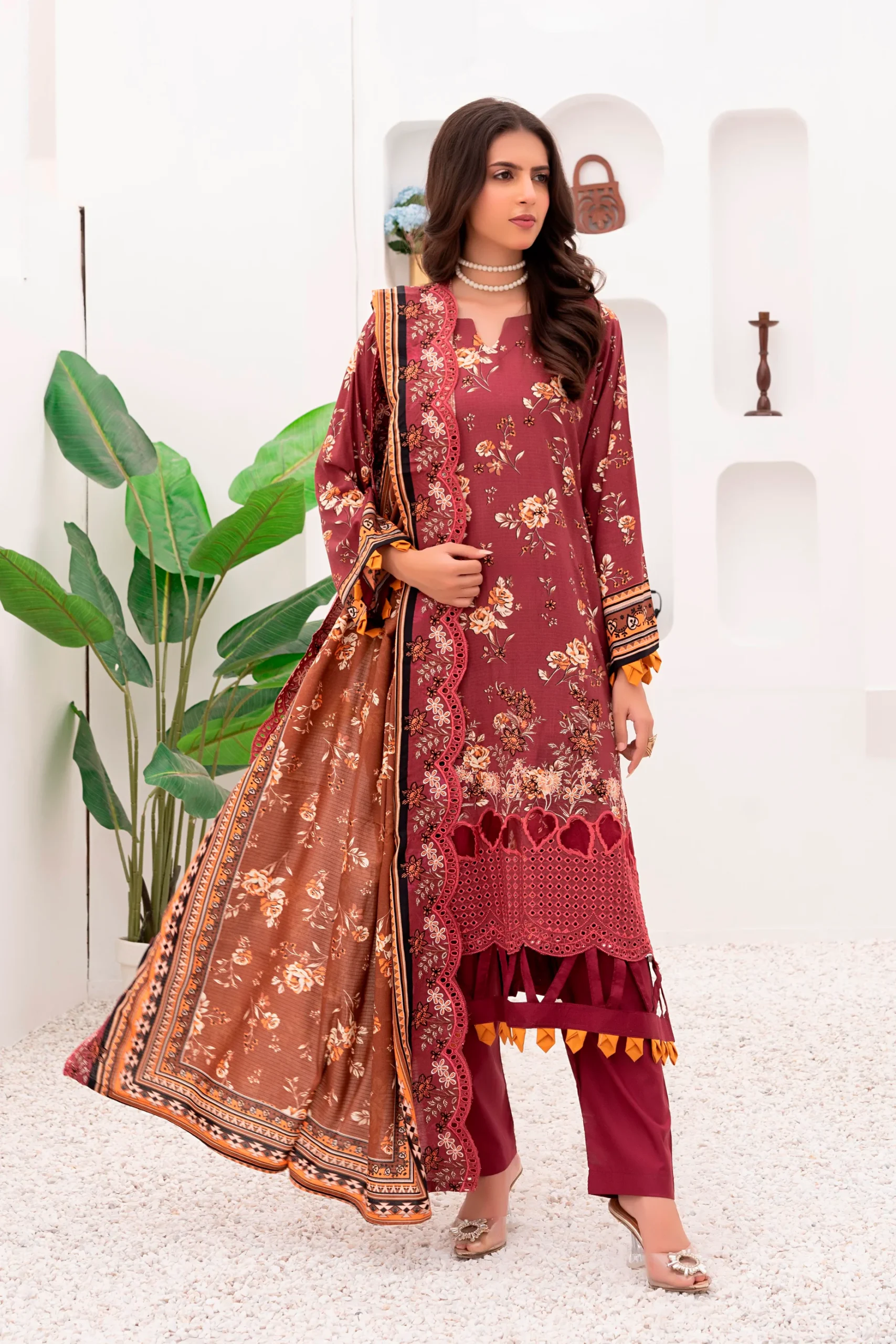 Lamisah Bin Naeem Staple Bana Dora Royal Embroidery D-04