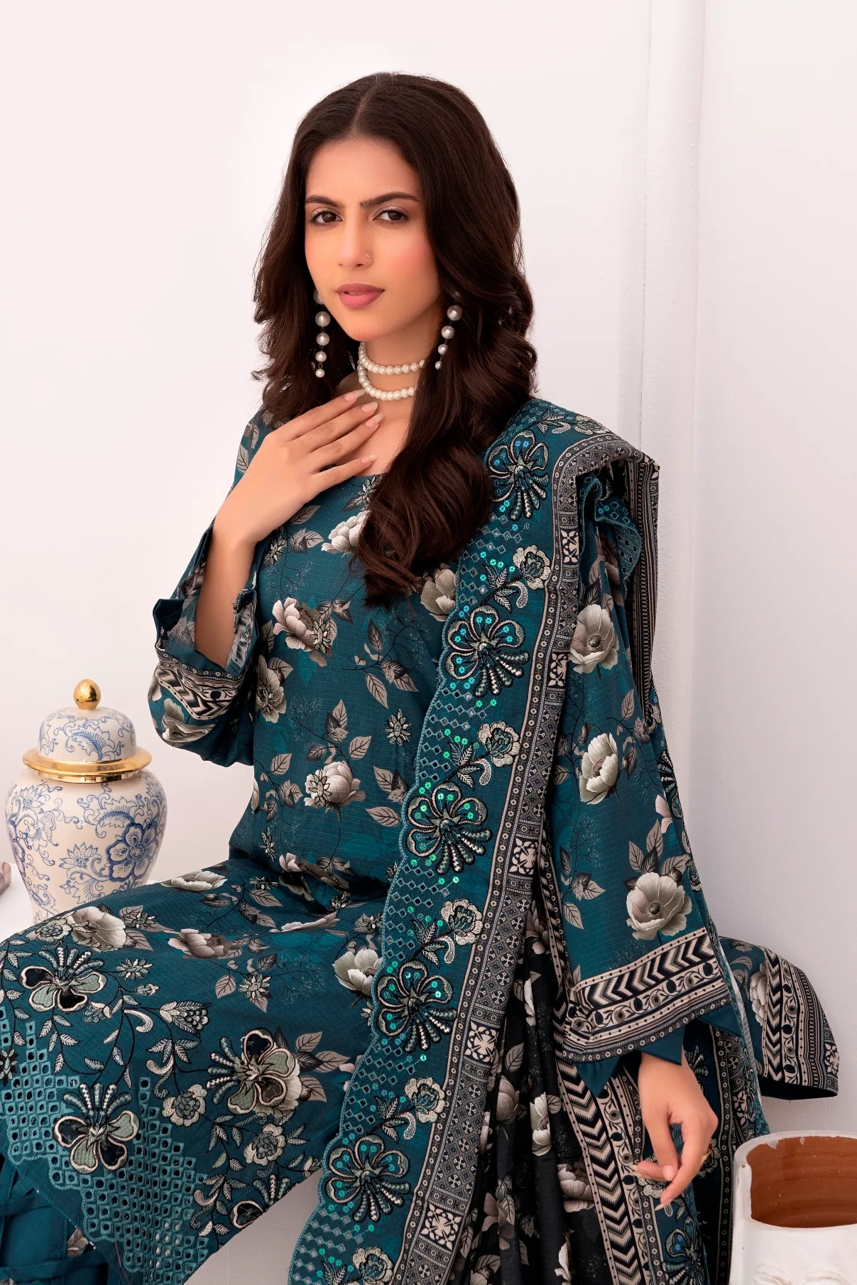 Bin Naeem Staple D-05 c