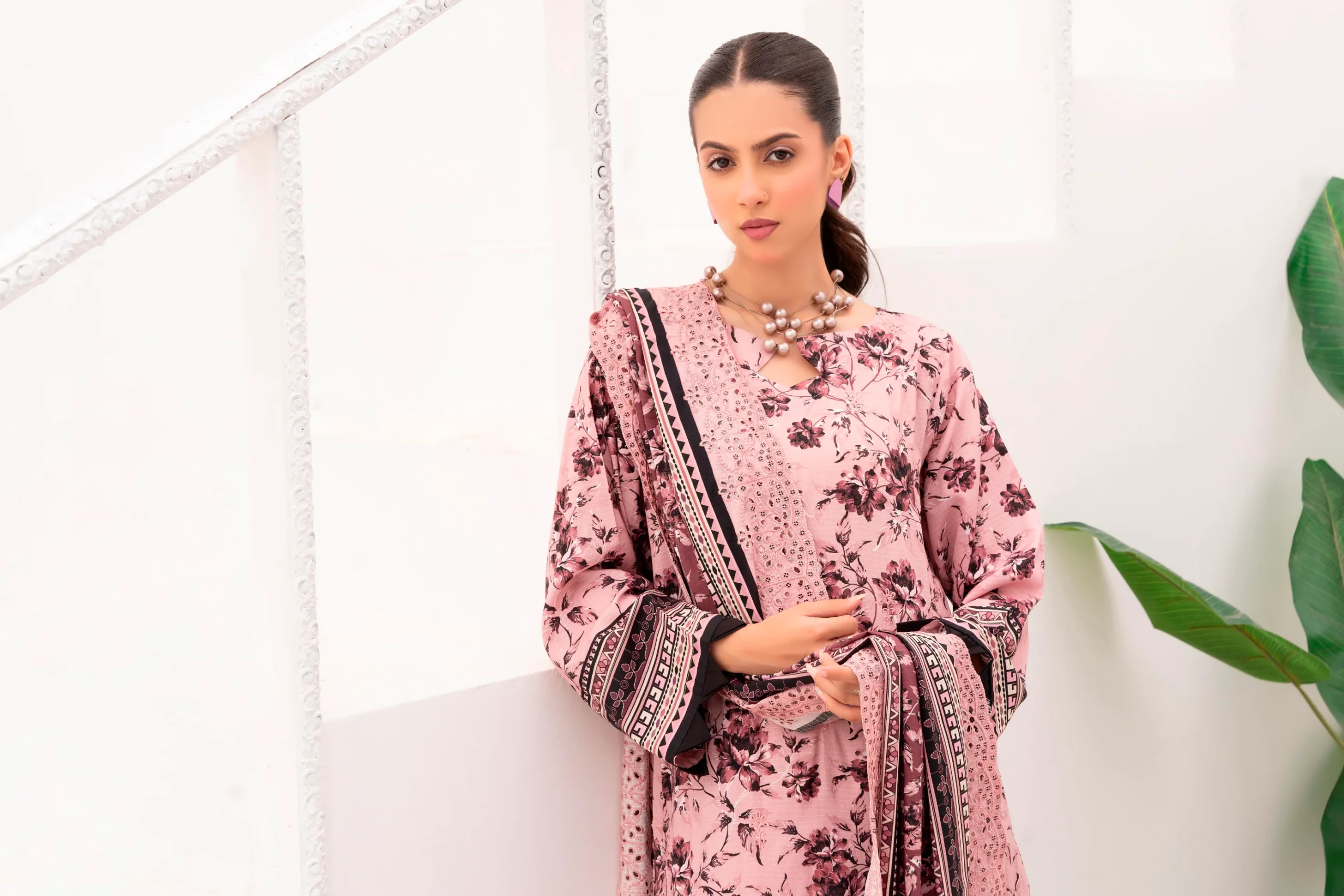 Bin Naeem Staple D-08 b